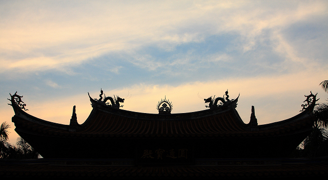 [参数] 光圈: F/8.0 快门:1/100 焦距:24 毫米 感光度:200