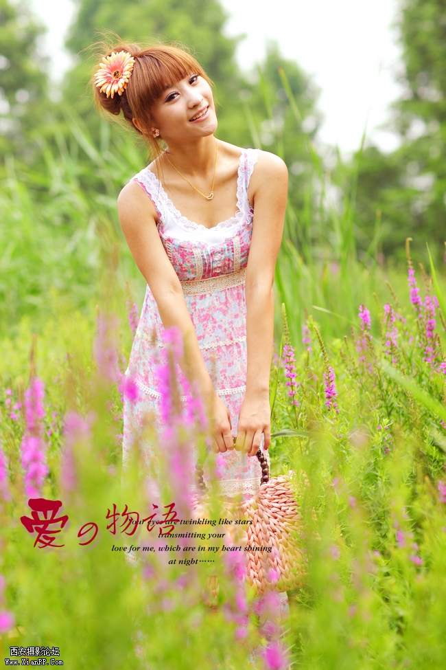 快门:1/400  光圈:F/2.8  焦距:85毫米  感光度:50