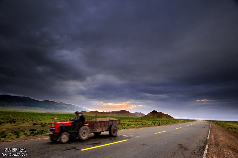  光圈: F/11.0 快门:1/45 焦距:20 毫米 感光度:800