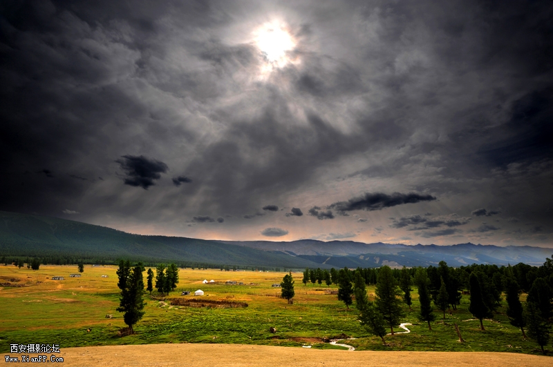 光圈: F/11.0 快门:1/180 焦距:20 毫米 感光度:200