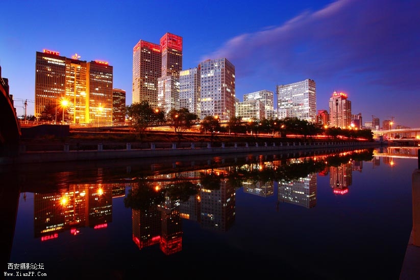  光圈: F/16.0 快门:30 焦距:18 毫米 感光度:100