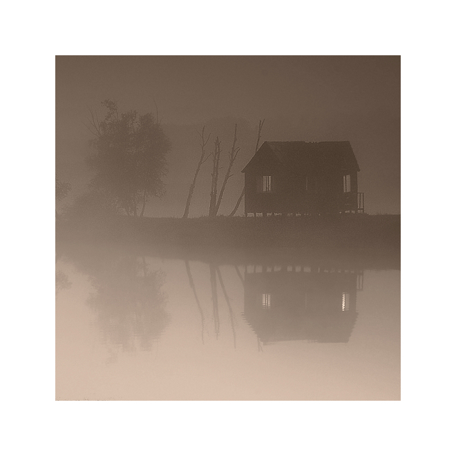 光圈: F/10.0 快门:1/25 焦距:62 毫米