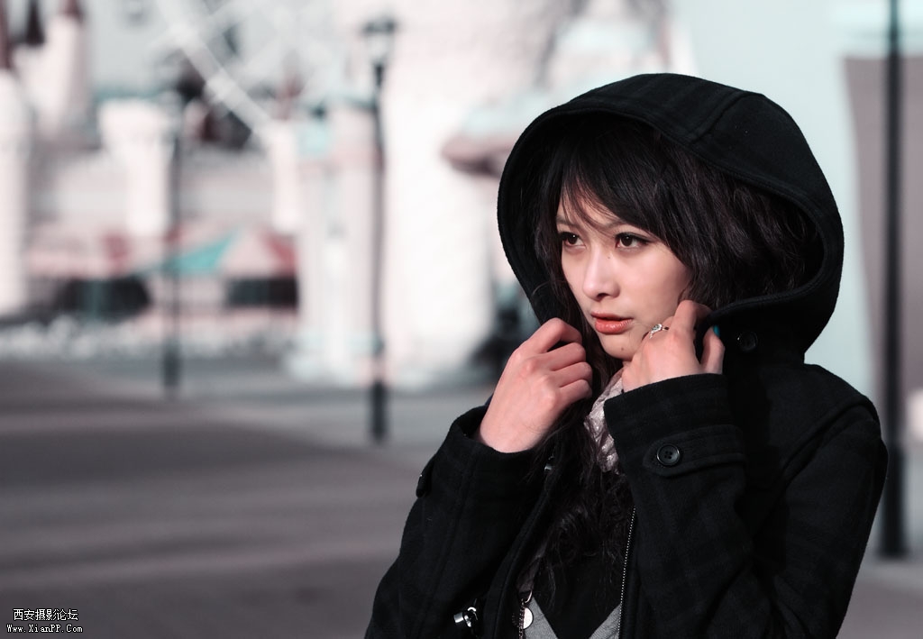 光圈: F/5.6 快门:1/250 焦距:105 毫米 感光度:100