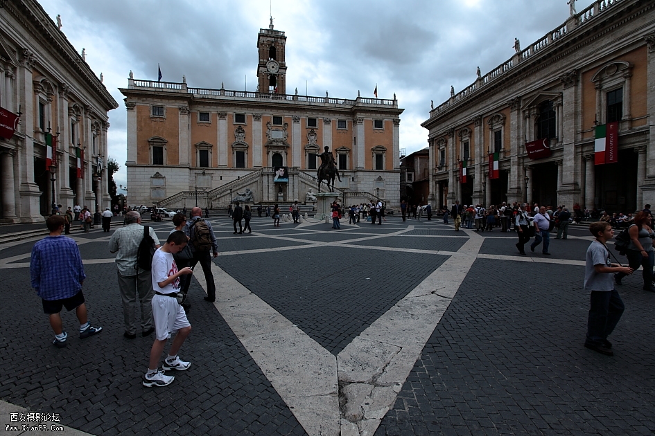 光圈: F/7.1 快门:1/250 焦距:16 毫米 感光度:100