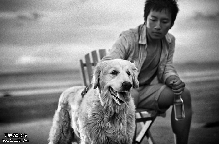 找不到聆听者 ...只能哽在喉咙。