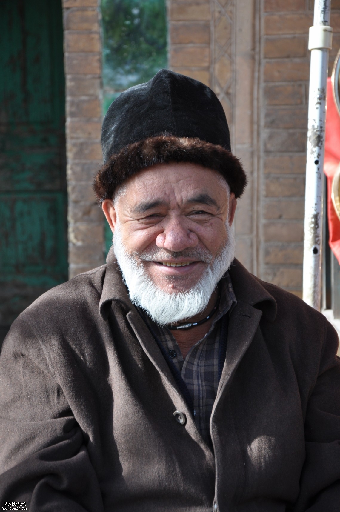 尼康D90，镜头18-135，拍摄地点新疆喀什拍摄时间2010年