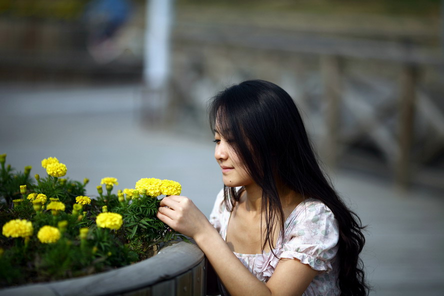 1029CBE的5D2 135L，50mm1.45141_调整大小.jpg