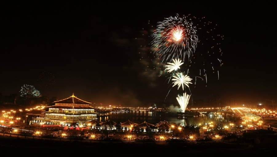 曲江焰火2.jpg