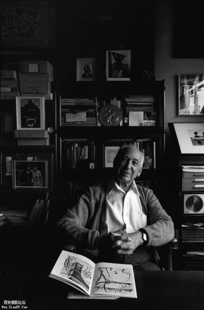 Andre-Kertesz-New-York-1980.jpg