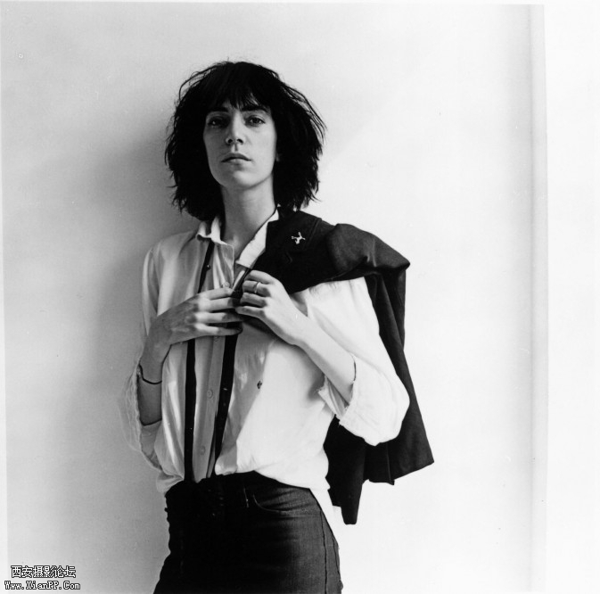 pattismith_1975-673x666.jpg