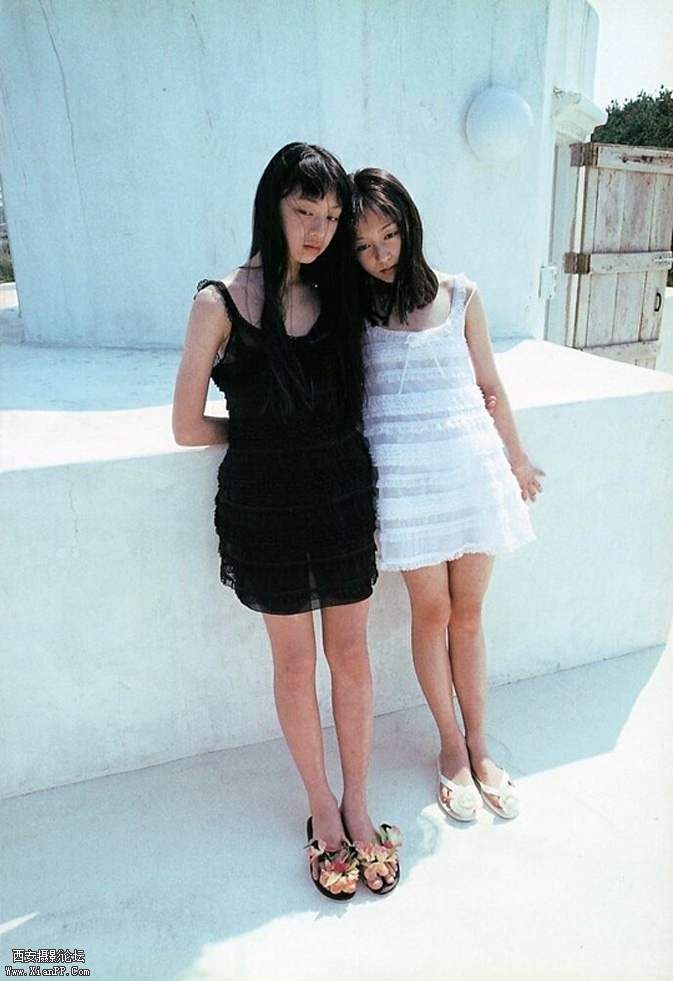 Girls_12.jpg