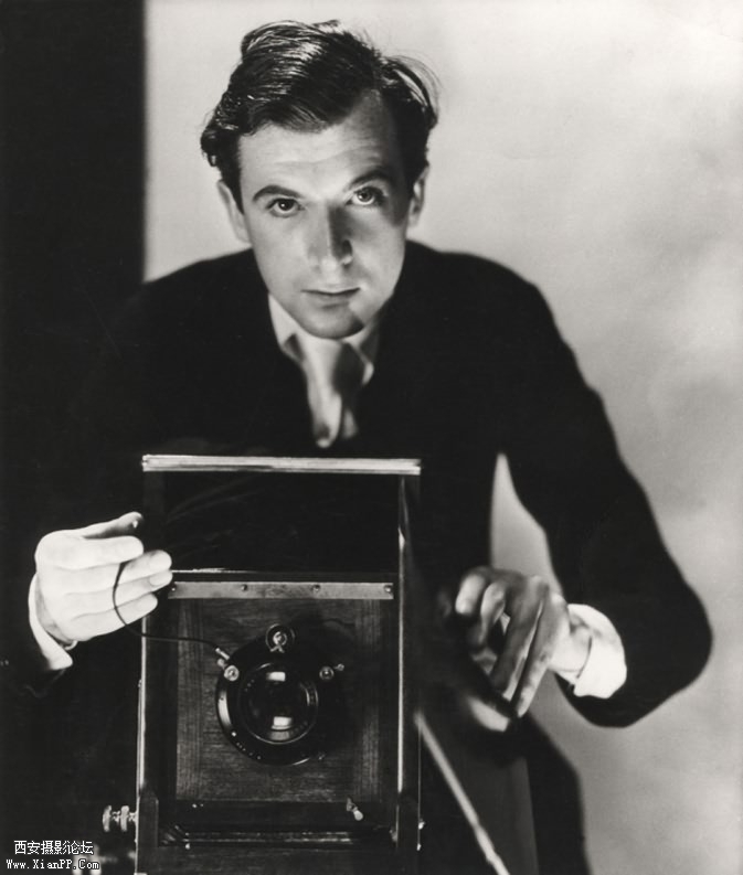 Cecil-Beaton-_01.jpg