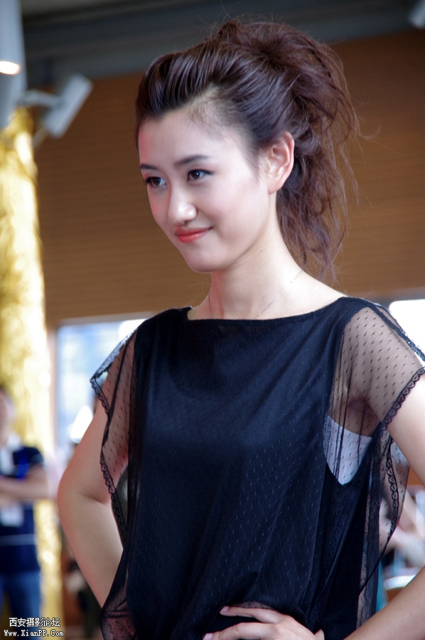参塞小姐