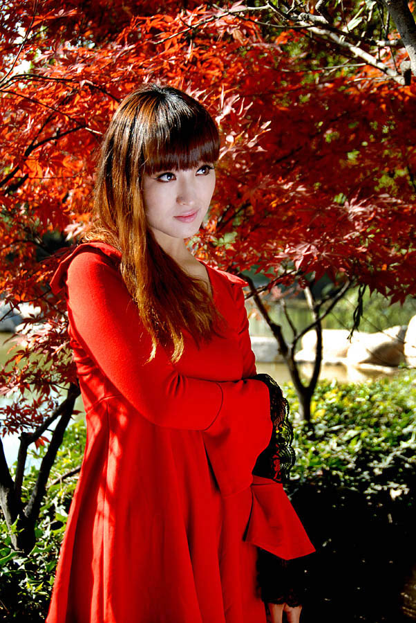 红叶树下 (1).jpg