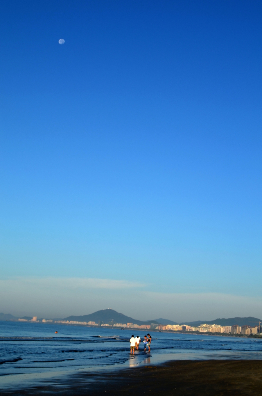 明月当空