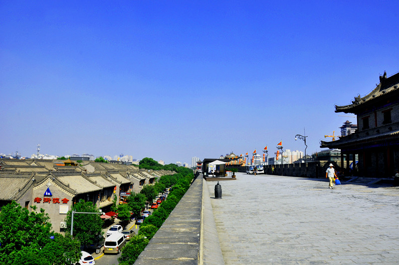 12.8.26青海湖 275_副本.jpg