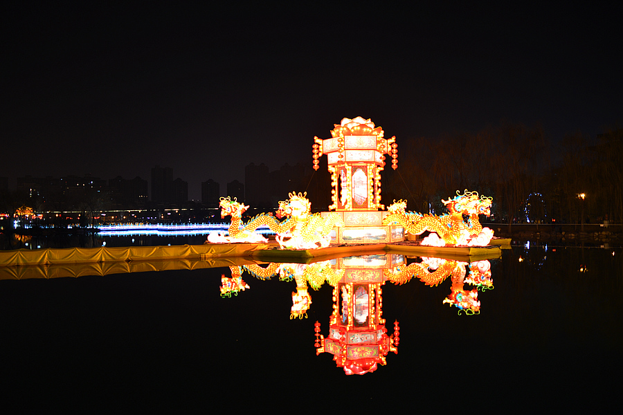d600拍摄的2013大唐芙蓉园灯会 029.JPG