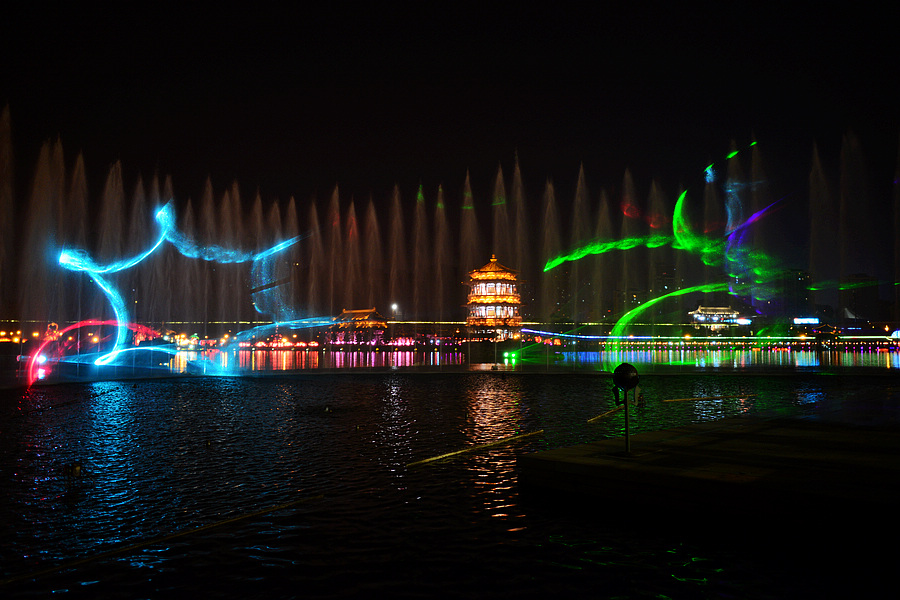 d600拍摄的2013大唐芙蓉园灯会 223.JPG