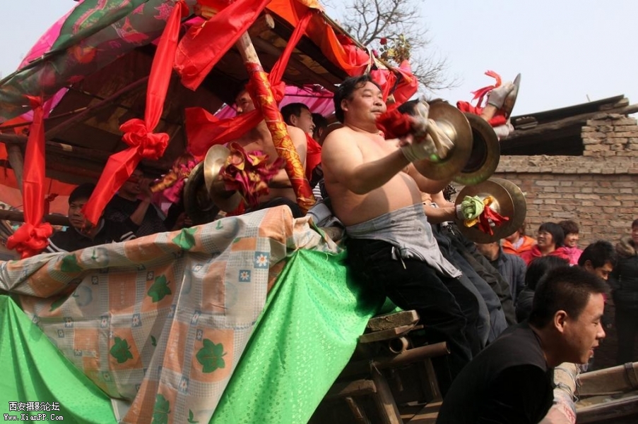锣鼓敲得阵阵响 (3).jpg