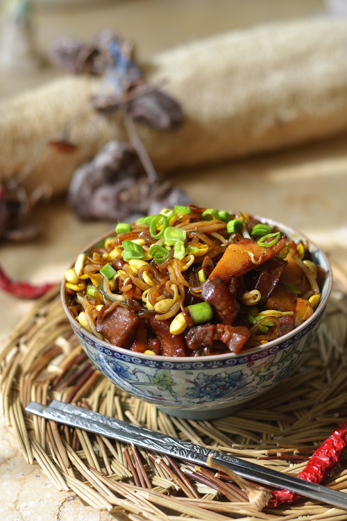 豆芽炖粉条