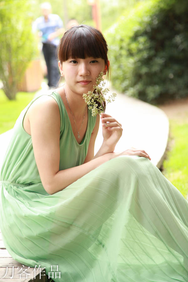 ISO 400, 105mm, f/4.5, 1/30s