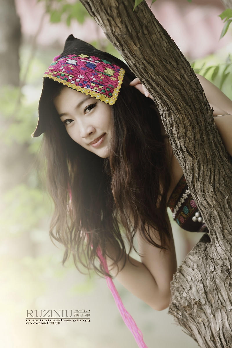 基诺族姑娘3.jpg
