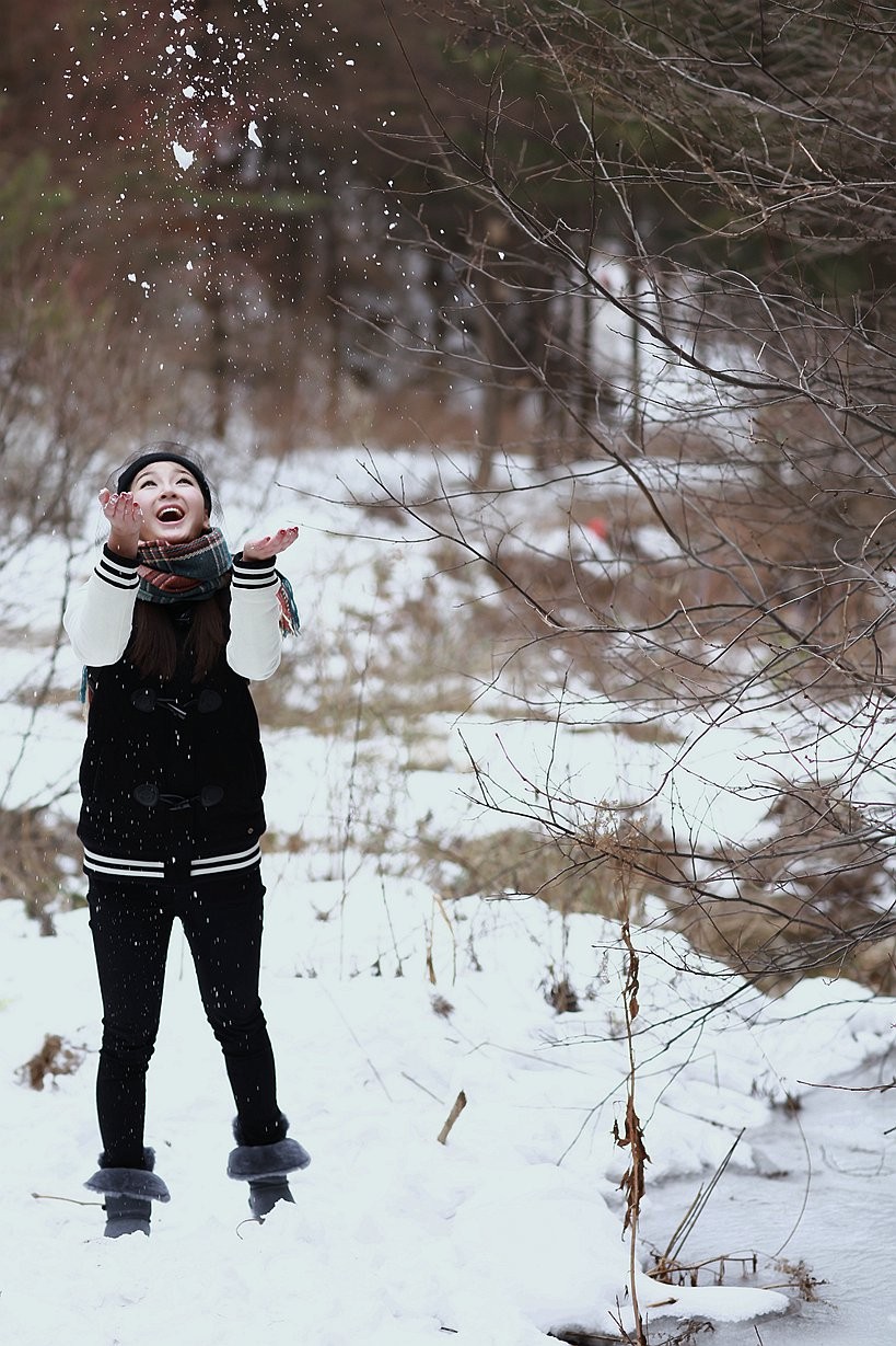 2014.12.14秦岭丰裕口鸡窝子雪地人像 052_副本.jpg
