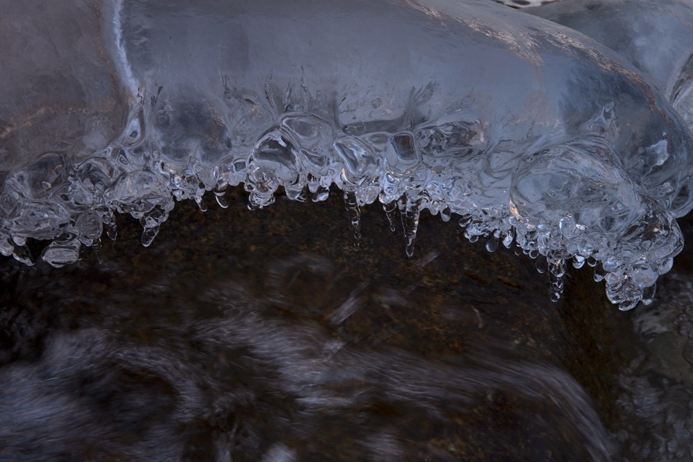 没带脚架，1／8秒手持