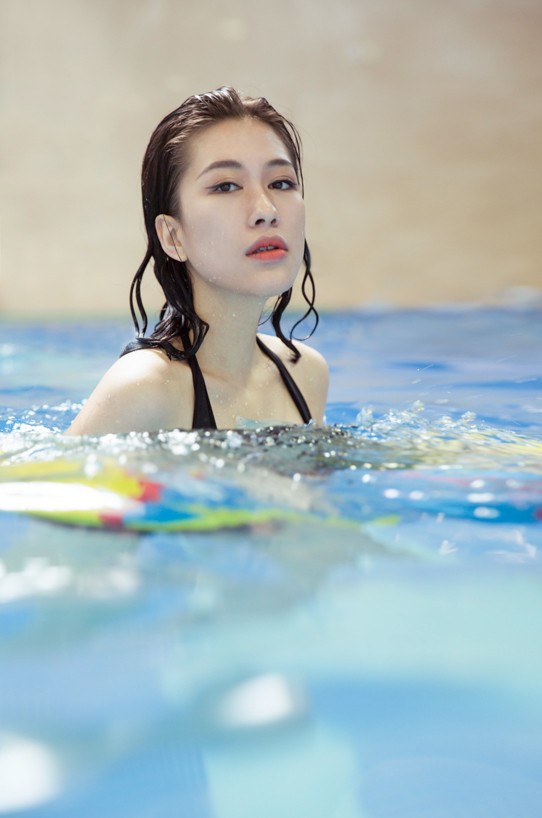 模特表现力很强