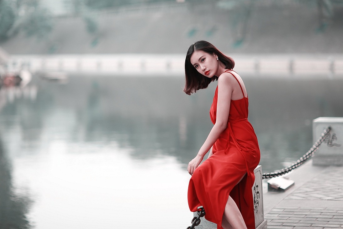 立秋西安护城河书院门拍人像 095_副本.jpg