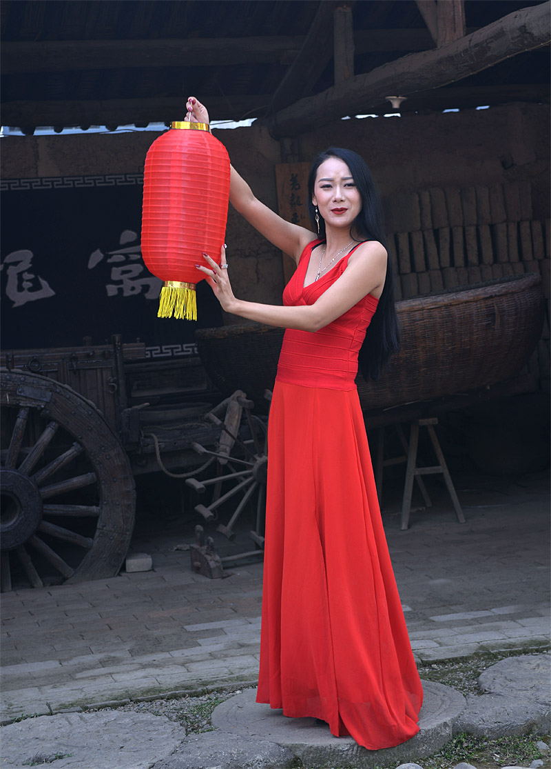 龙窝女 (1).jpg