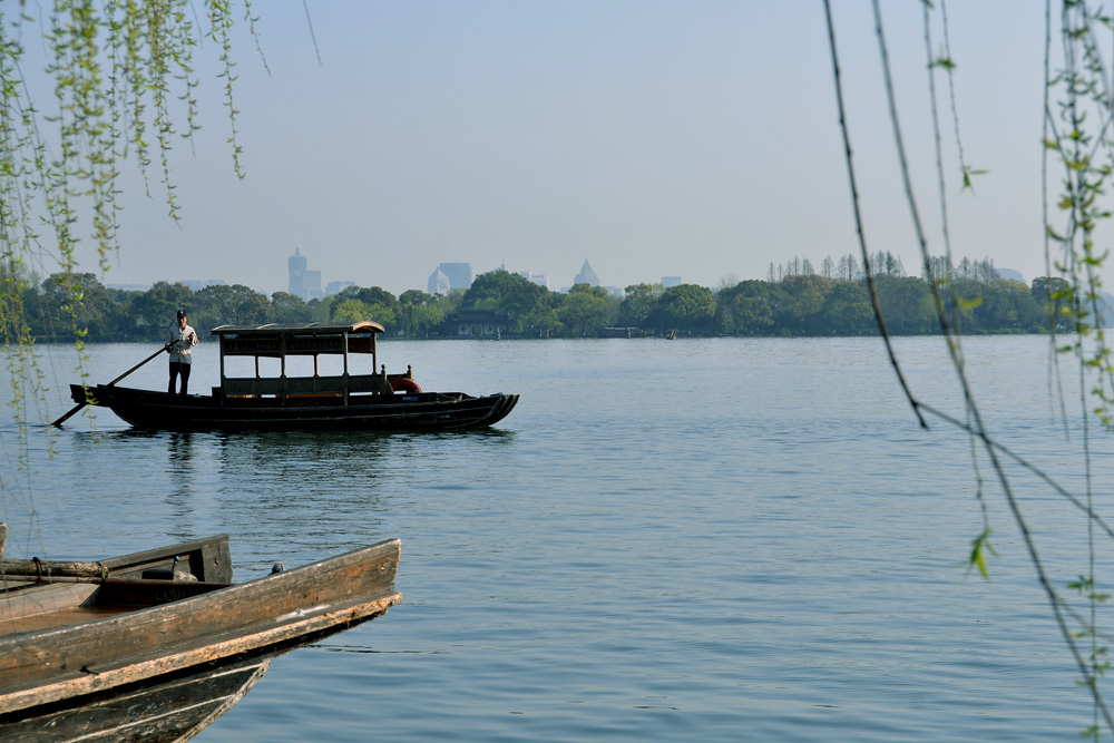 游西湖 (4).jpg