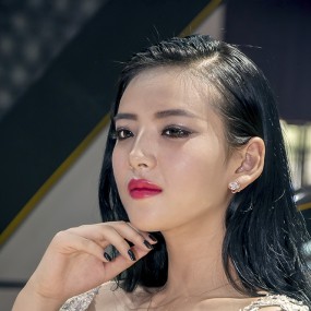 发几张车展模特