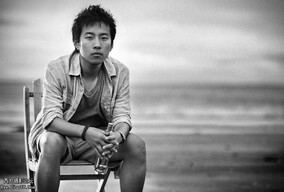 思绪，漂流【黑白】