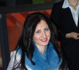 国际旅游小姐品尝中国美食