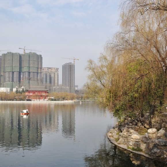 雷克萨斯没报上名，周末闲暇兴庆公园随拍