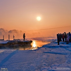 吉林。雾凇岛。韩屯。日出
