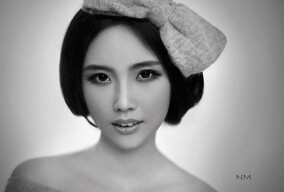 很简单的黑白棚拍