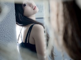 最是那双无辜的眼神..........