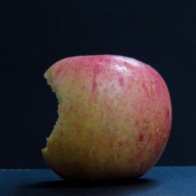 平安夜一口苹果