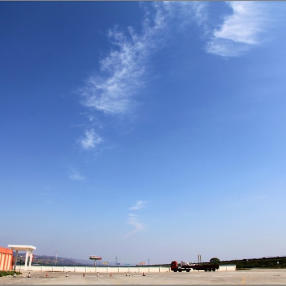 不是只有西藏才有这样的蓝天！！！