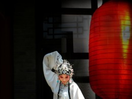 白蛇娘子出闺房