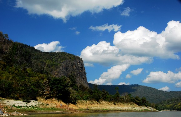 缅甸八莫探秘之旅---伊洛瓦底江风光