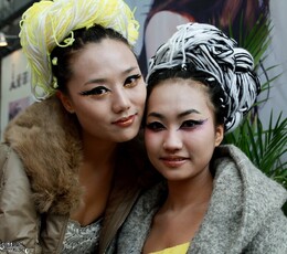 婚博会上的模特