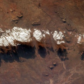 美国航天局公布太空照展现地球年度美景