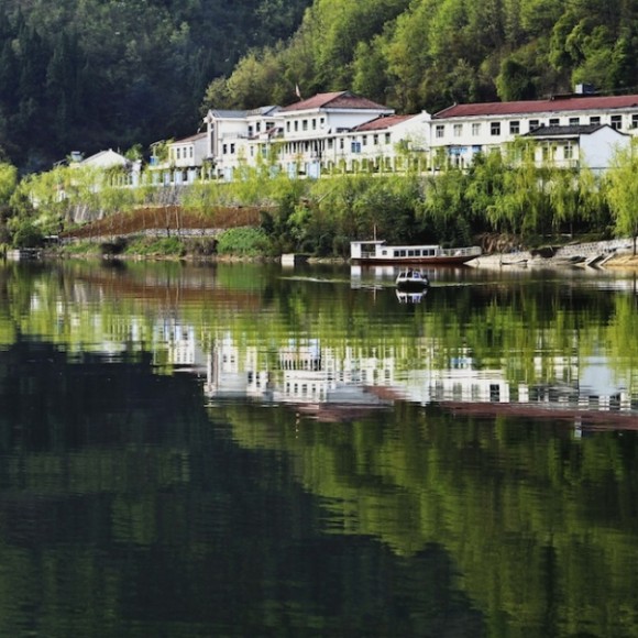 石泉•水韵•房屋（二）红尘深处