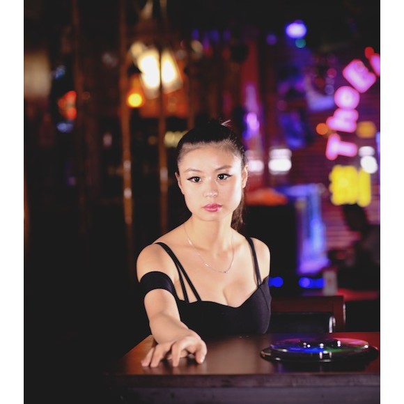 魅惑夜色（二）撩拨眼神