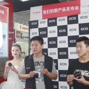 影像派对：佳能金牌店巡展正在进行