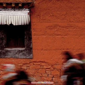 流动的是那藏民的虔诚