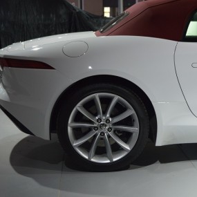 好车：捷豹，我喜欢---航海王基德